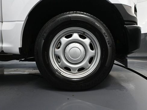 Used 2017 Ford F150 XL w/ Equipment Group 101A Mid image 17