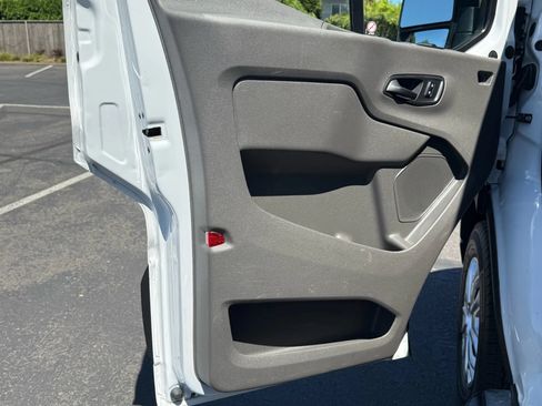Used 2023 Ford Transit 250 Low Roof w/ Exterior Upgrade Package RWD image 18