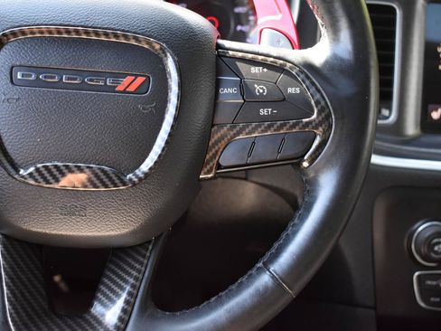 Used 2015 Dodge Charger R/T RWD image 31