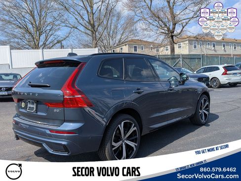 Used 2023 Volvo XC60 B5 Ultimate w/ Climate Package image 4