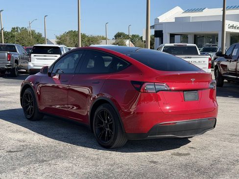 Used 2021 Tesla Model Y 2WD image 6