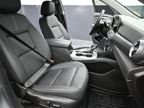 Used 2024 Chevrolet Blazer LT w/ Midnight/Sport Edition FWD image 26