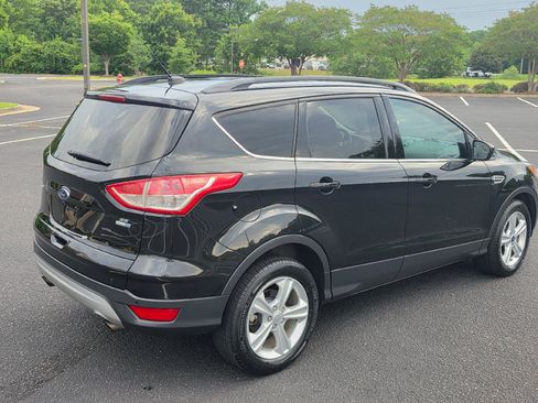 Used 2010 Ford Escape XLT FWD image 4