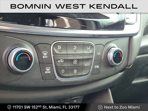 Used 2021 Chevrolet Traverse LS image 18