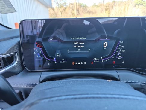 Certified 2025 Ford Mustang GT Premium image 23