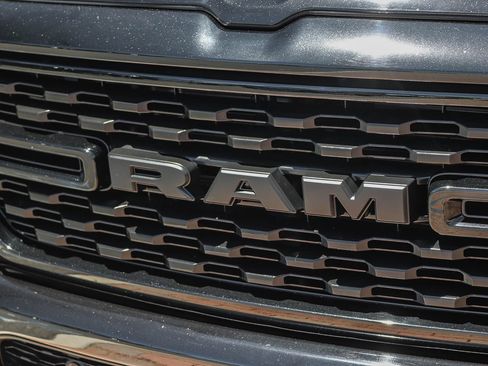 Used 2023 RAM 1500 Big Horn AWD/4WD image 12