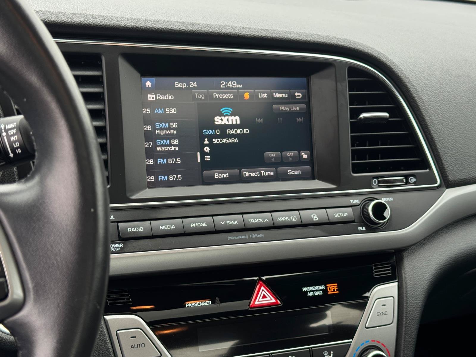 Used 2017 Hyundai Elantra Limited FWD image 15