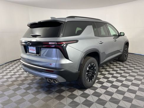 New 2026 Chevrolet Traverse Z71 w/ Enhanced Driving Package image 5