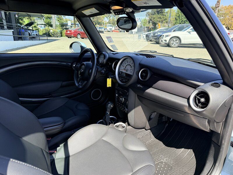Used 2013 MINI Cooper S FWD image 26