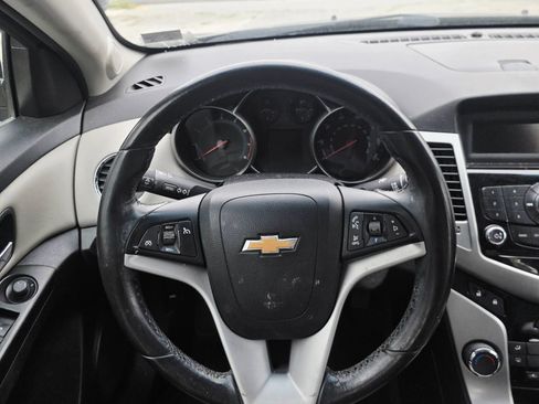 Used 2014 Chevrolet Cruze LT FWD image 18