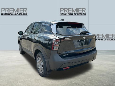 New 2026 Nissan Kicks S image 7