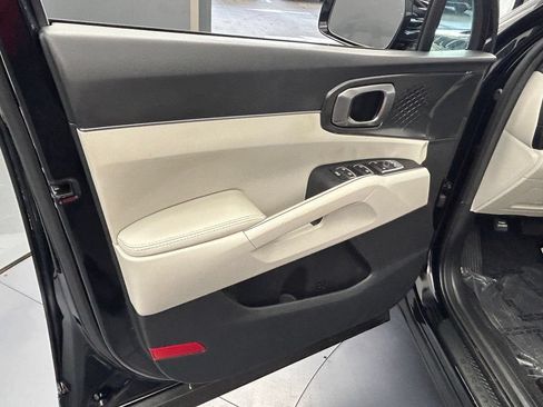 Used 2023 Kia Sorento S FWD image 47
