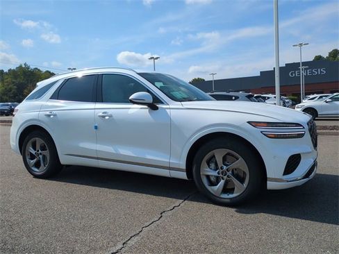 New 2026 Genesis GV70 2.5T Advanced image 2