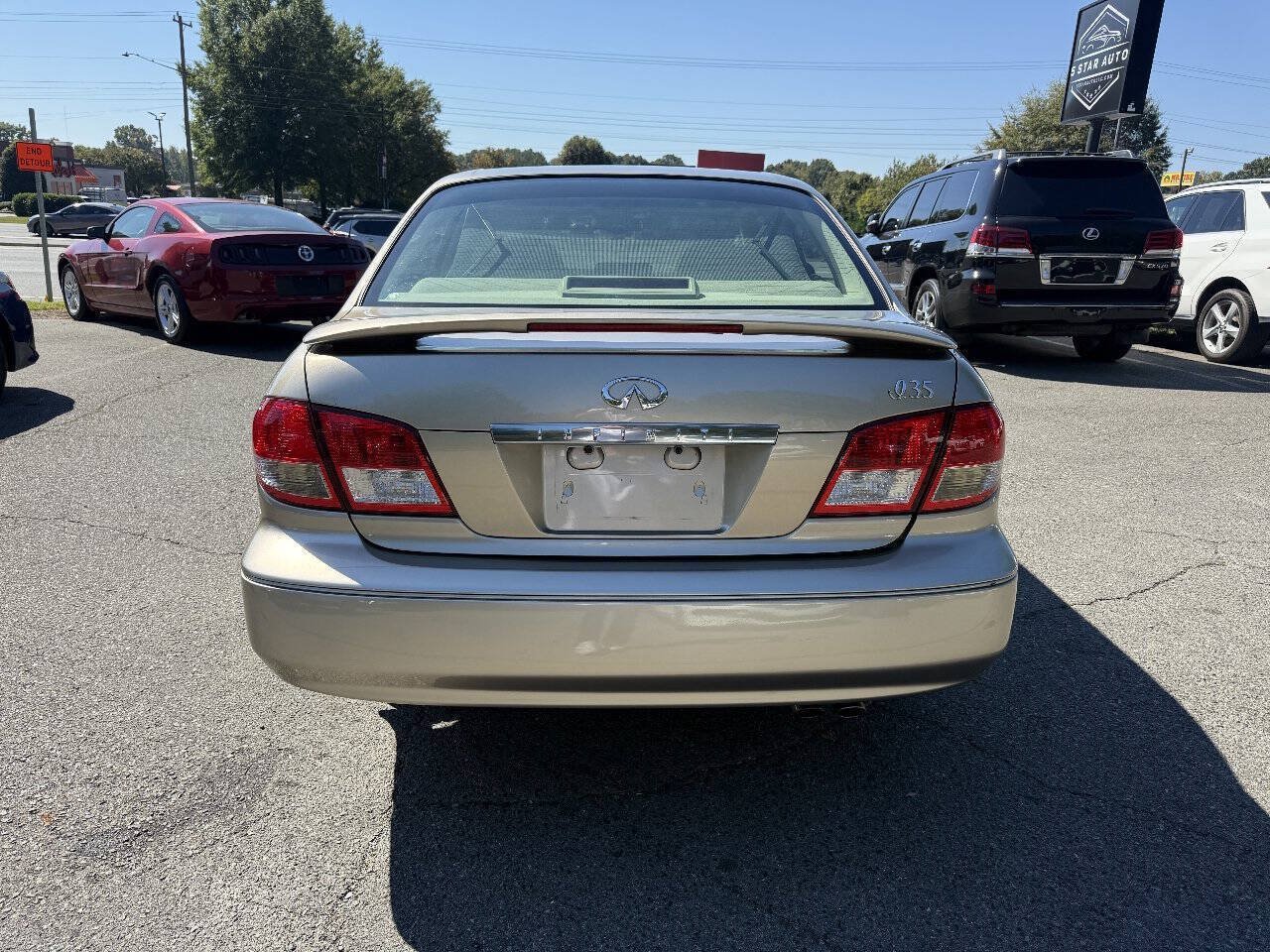 Used 2004 INFINITI I35 FWD image 6