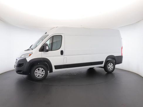 New 2024 RAM ProMaster 2500 w/ Quick Order Package 22H SLT+ image 42