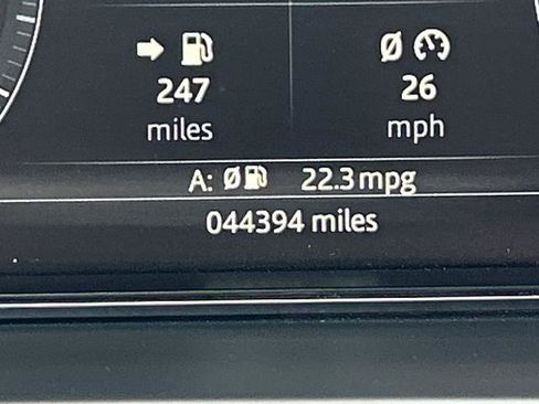 Used 2020 Jaguar E-PACE Checkered Flag image 22