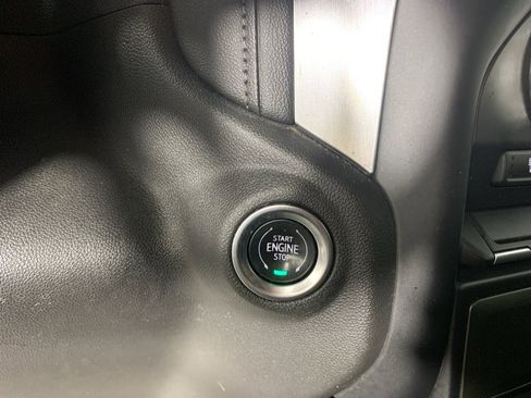 Used 2021 GMC Sierra 1500 SLE image 18