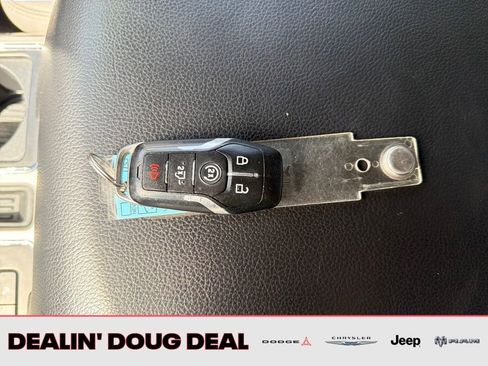 Used 2017 Ford F150 Lariat w/ Equipment Group 502A Luxury AWD/4WD image 29