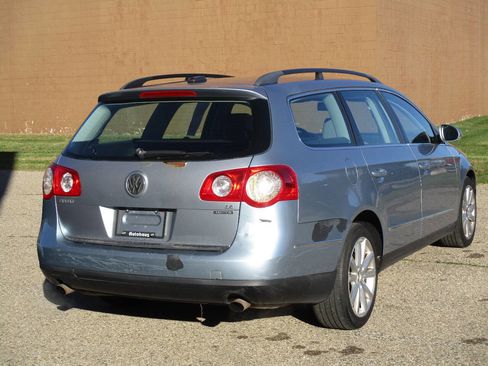 Used 2007 Volkswagen Passat 3.6 image 9