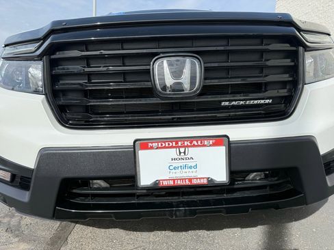 Used 2025 Honda Passport Black Edition image 9