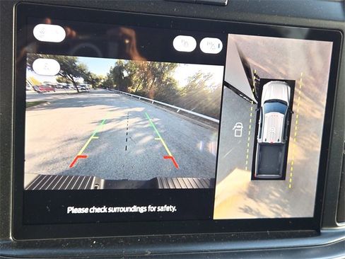 New 2026 Ford F250 Lariat w/ Chrome Package image 21