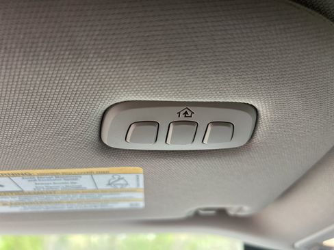 Used 2020 Ford Expedition XLT w/ Equipment Group 202A image 19