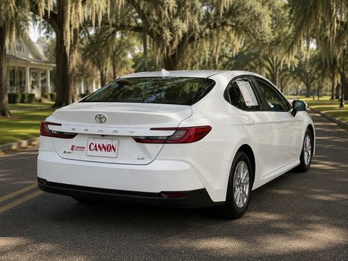 Used 2025 Toyota Camry LE w/ Convenience Package FWD image 3