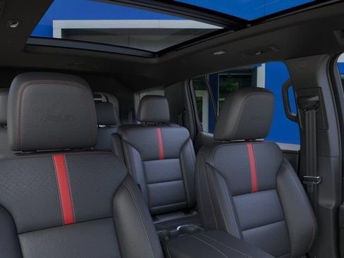 New 2026 Chevrolet Traverse RS w/ LPO, Floor Liner Package AWD/4WD image 24