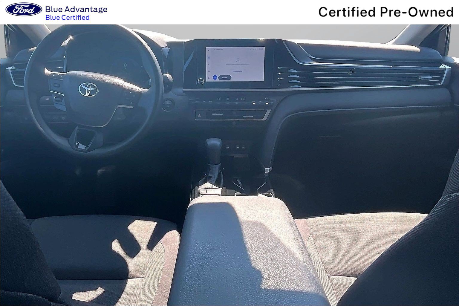 Used 2025 Toyota Camry LE FWD image 14