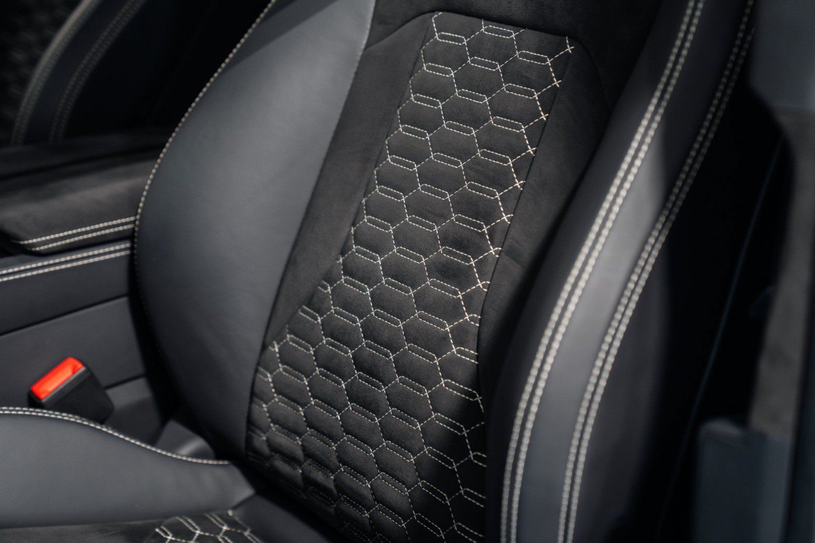 Used 2024 Lamborghini Urus S AWD/4WD image 18