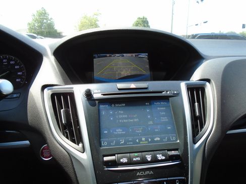Used 2018 Acura TLX V6 SH-AWD w/ Technology Pkg image 18
