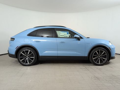 New 2026 Porsche Macan Electric RWD image 8