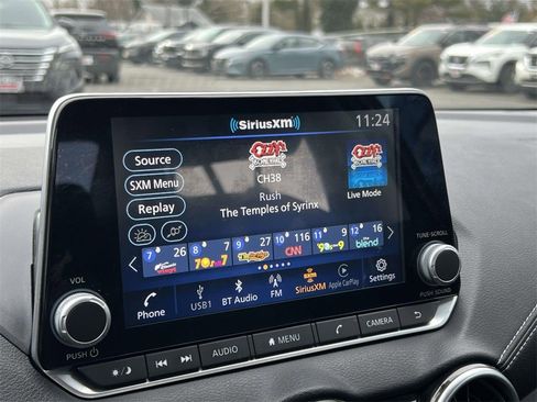 Certified 2021 Nissan Sentra SV image 17