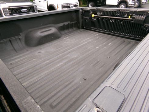 Used 2016 Ford F250 XLT w/ XLT Premium Package AWD/4WD image 25
