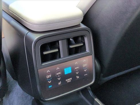Used 2020 Porsche Taycan 4S AWD/4WD image 18