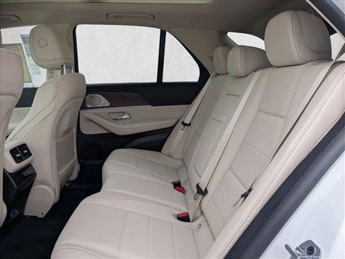New 2026 Mercedes-Benz GLE 450 4MATIC image 16