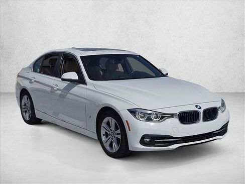 Used 2018 BMW 330e RWD image 3