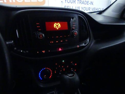 Used 2017 RAM ProMaster City Tradesman FWD image 11