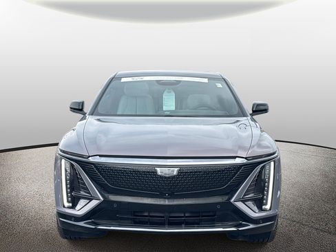 Certified 2024 Cadillac Lyriq Luxury image 25