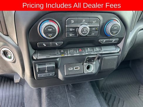 Used 2021 Chevrolet Silverado 1500 LT AWD/4WD image 12