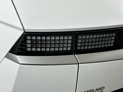 Used 2024 Hyundai Ioniq 5 SEL AWD/4WD image 28
