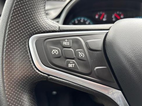 Used 2022 Chevrolet Malibu LT image 21