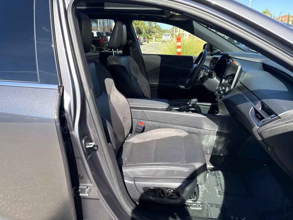 Used 2023 Lexus RX 350 FWD w/ Cold Area Package image 24