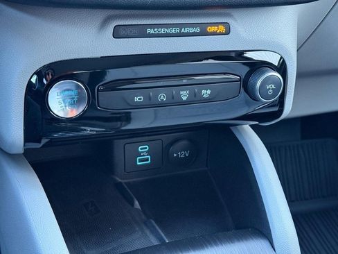 Certified 2023 Ford Escape Active w/ Tech Pack #2 image 17