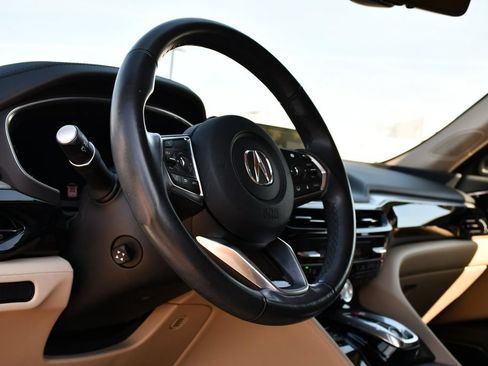 Used 2022 Acura MDX w/ Technology Package AWD/4WD image 13