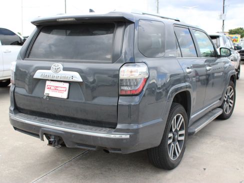 Used 2024 Toyota 4Runner Limited AWD/4WD image 10