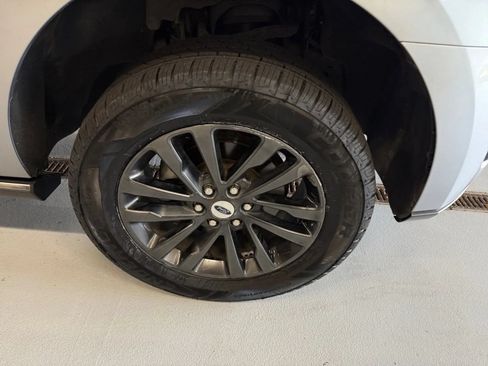 Used 2021 Ford Expedition Max Limited AWD/4WD image 37