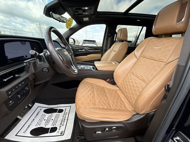 Certified 2024 Cadillac Escalade Sport AWD/4WD image 20
