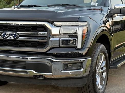 Used 2025 Ford F150 Lariat w/ Equipment Group 501A Mid AWD/4WD image 11