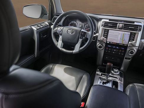 Used 2021 Toyota 4Runner Limited AWD/4WD image 27
